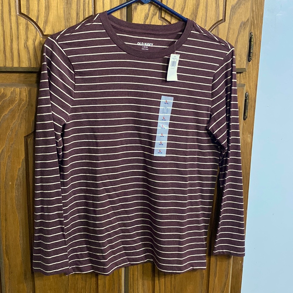 Old Navy Long Sleeved Shirt